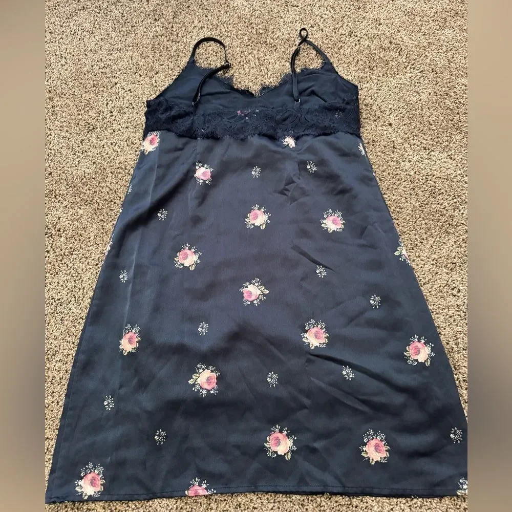 Abercrombie slip - Picture 4 of 5